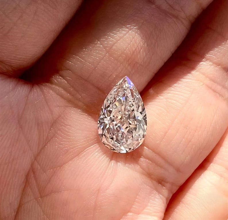 lab grown pear cut diamond (11)