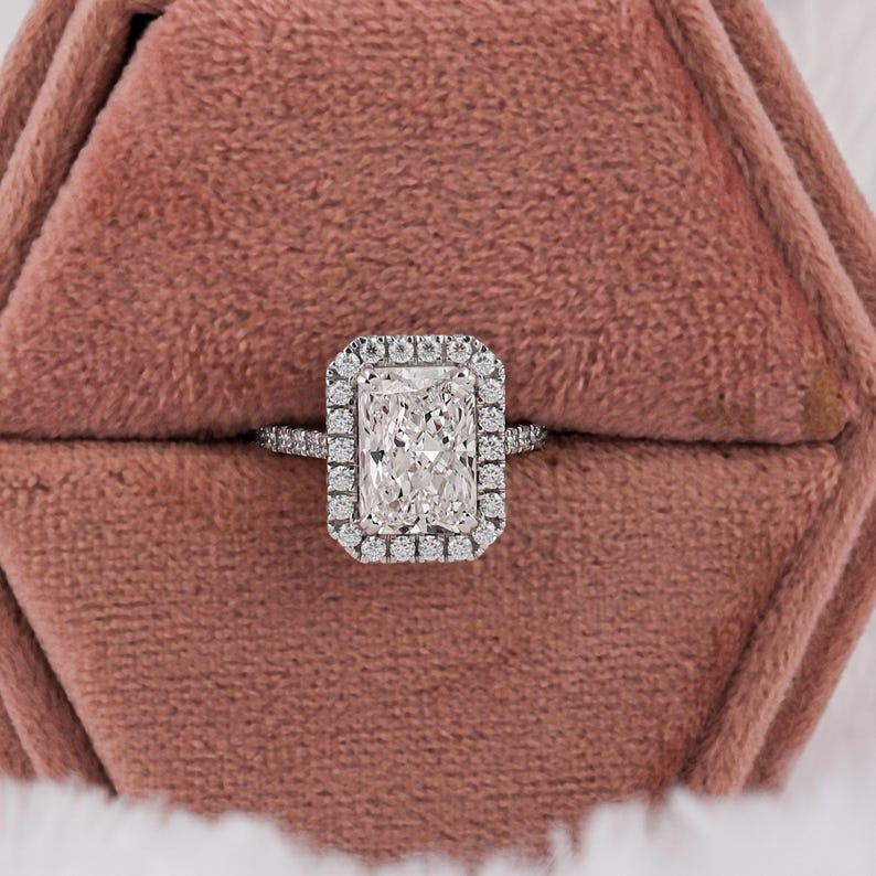 radiant cut stone ringg (2)