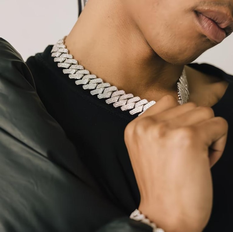 baguette diamond iced out (3)